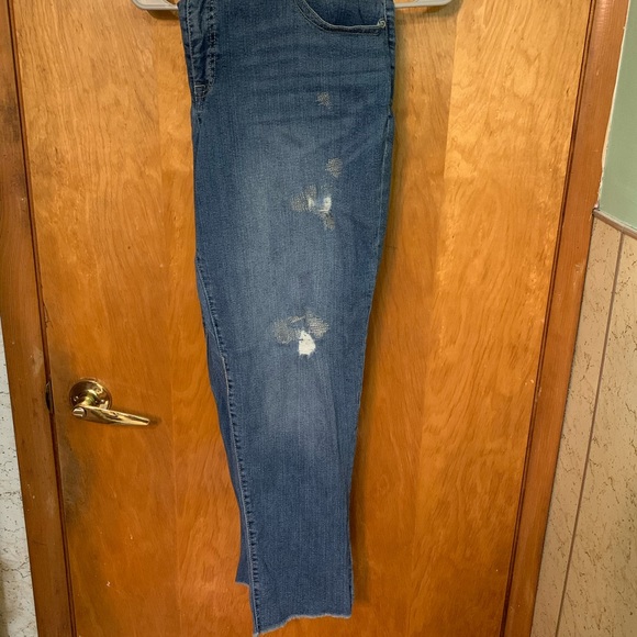 Faded Glory straight leg distressed jeans size 20W - Picture 1 of 13